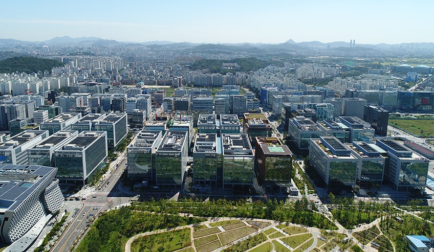 LG Science Park building photo top view